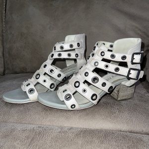 Luxury Rebel Mandy Womens Gray Studded  Ankle Strap Block Heel Size 38.5 Euro